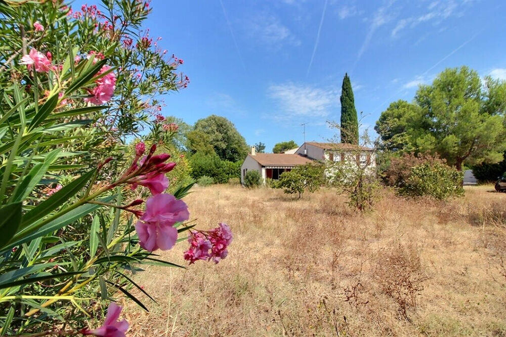 � vendre  Maison Paradou (13520)