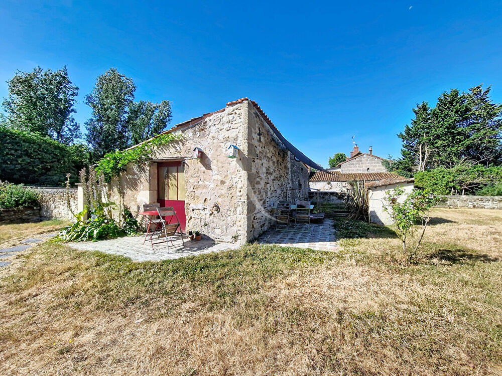 Vente Maison Longère entièrement rénovée à DOUE EN ANJOU Doue en anjou
