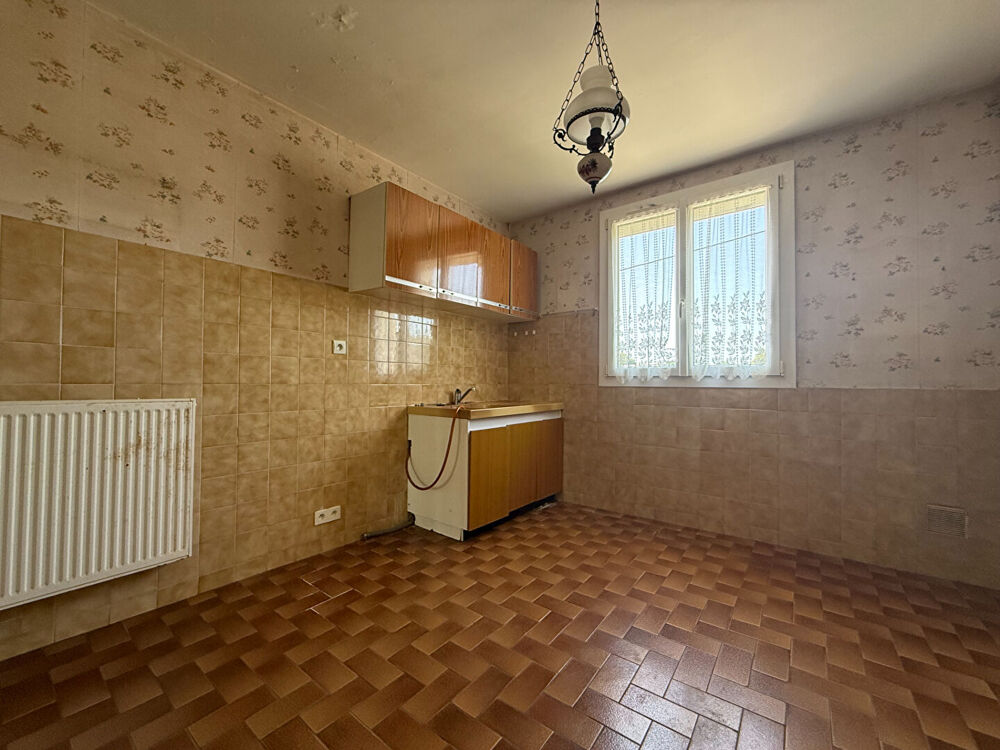 Maison familiale avec un espace idéal pour concilier vie privée et activité professionnelle