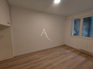  Appartement à louer 2 pièces 36 m²