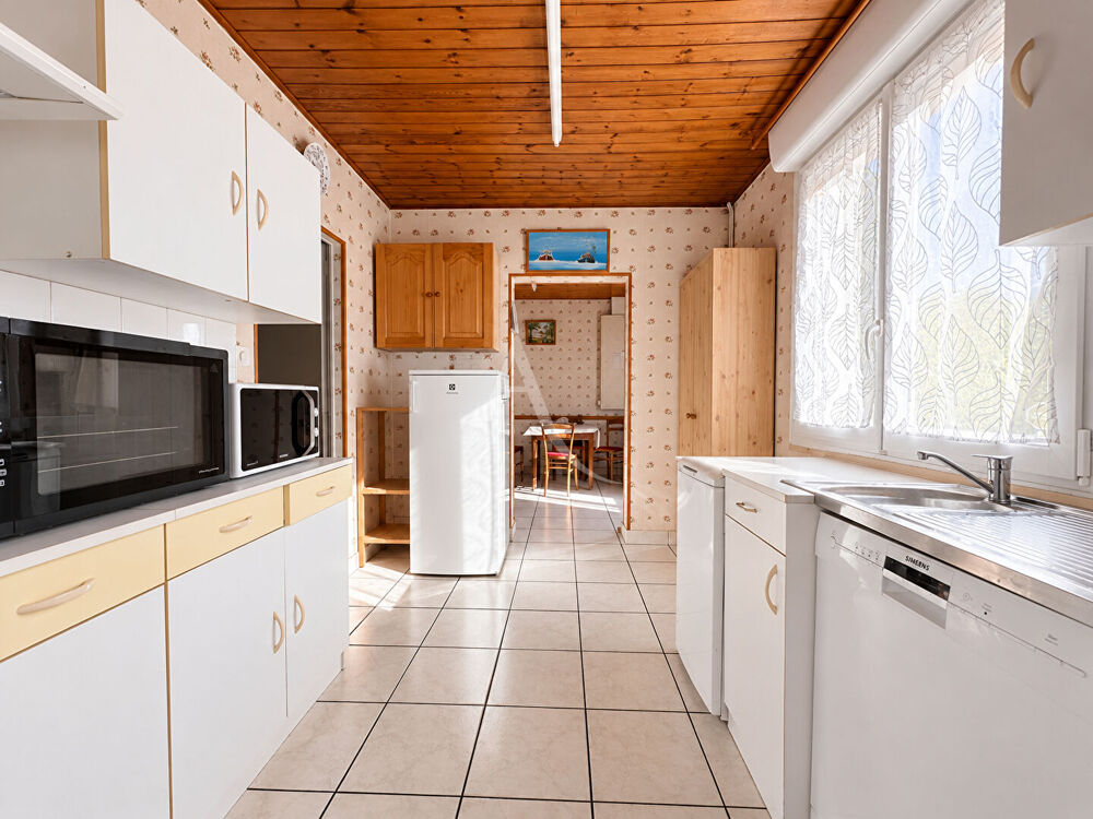 Vente Maison L'Aiguillon-sur-Vie - Maison de 4 chambres  - Véranda et Garage L aiguillon sur vie