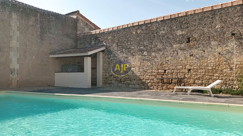 Maison Bourgeoise avec piscine ST VIVIEN !