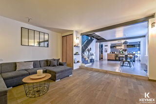  Maison  vendre 6 pices 145 m