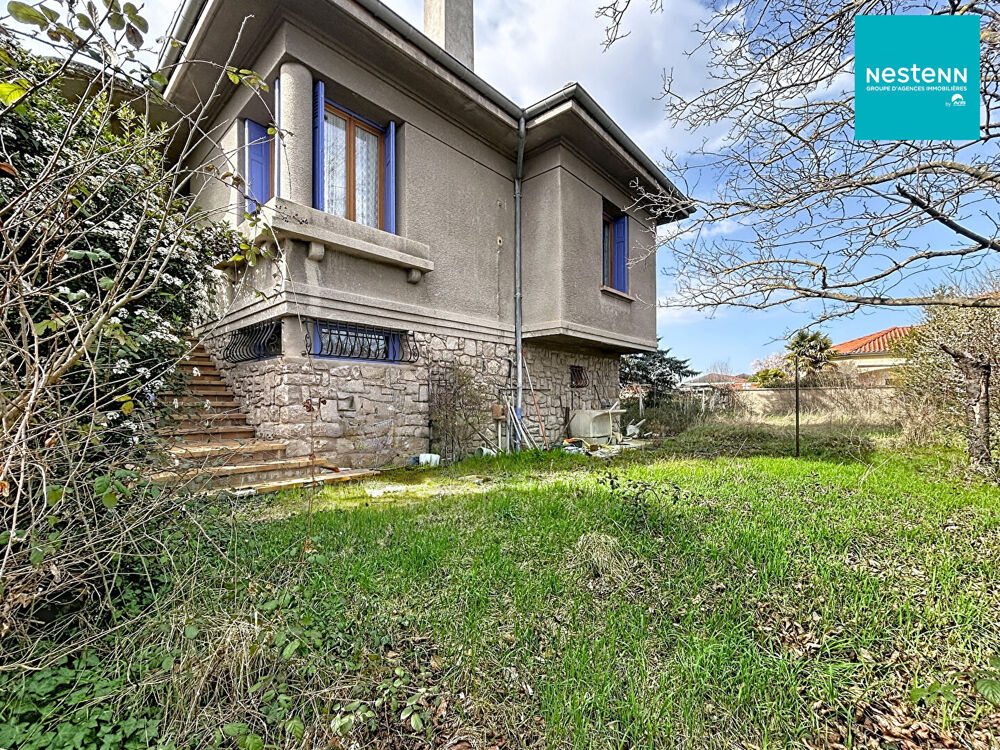 Vente Maison Grande maison familiale à Sury Le Comtal  avec 4 chambres sur une parcelle de 1982 m² Sury le comtal