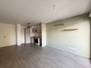  Appartement à louer 2 pièces 39 m²