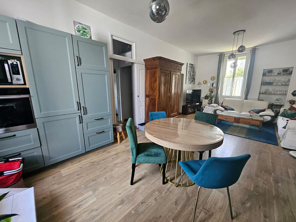 Charmante maison avec jardin et grandes terrasses