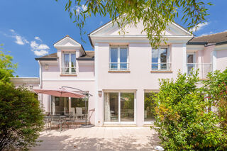  Maison à vendre 9 pièces 291 m²