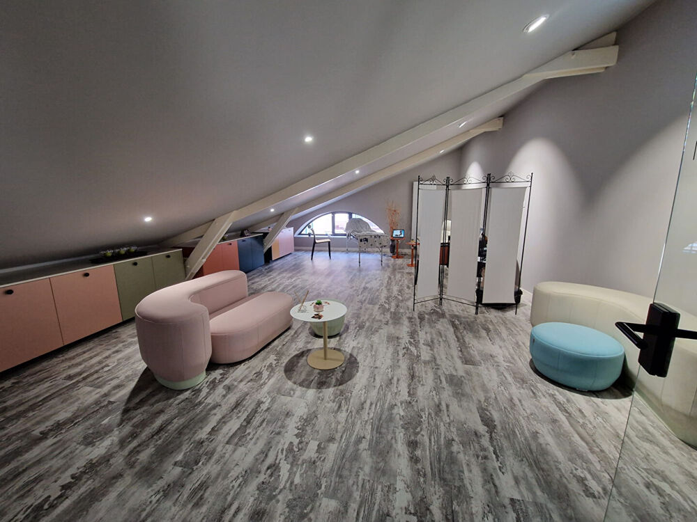   Decazeville Local commercial 164 m2 Decazeville