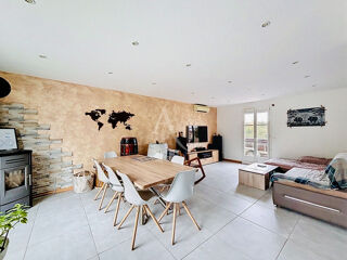  Maison  vendre 7 pices 112 m