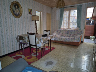  Maison à vendre 15 + pièces 55 m²
