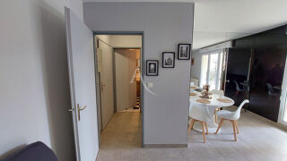  Appartement à louer 1 pièce 32 m²