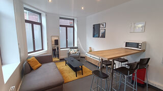  Appartement à louer 4 pièces 76 m²