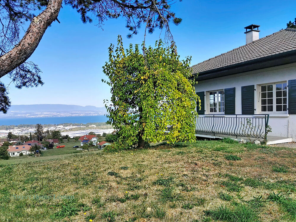 MAISON AVEC VUE LAC