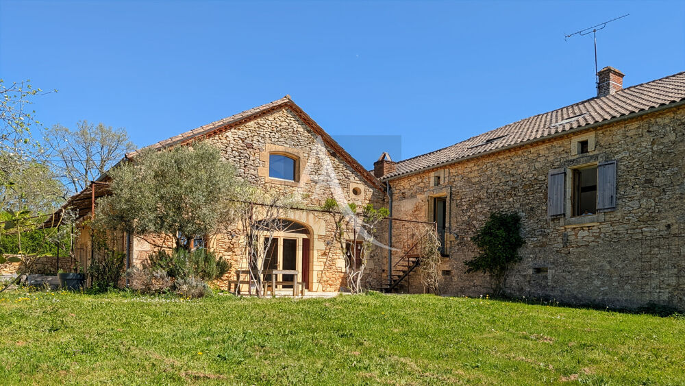 Maison en pierre avec un petit gite indépendant en campagne