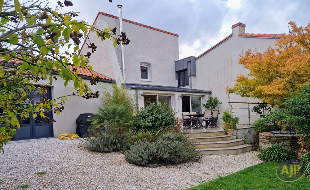 Vente Maison Maison de bourg avec 3 suites parentales et 1 chambre Getigne