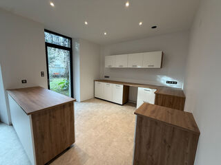  Maison � vendre 7 pi�ces 244 m�