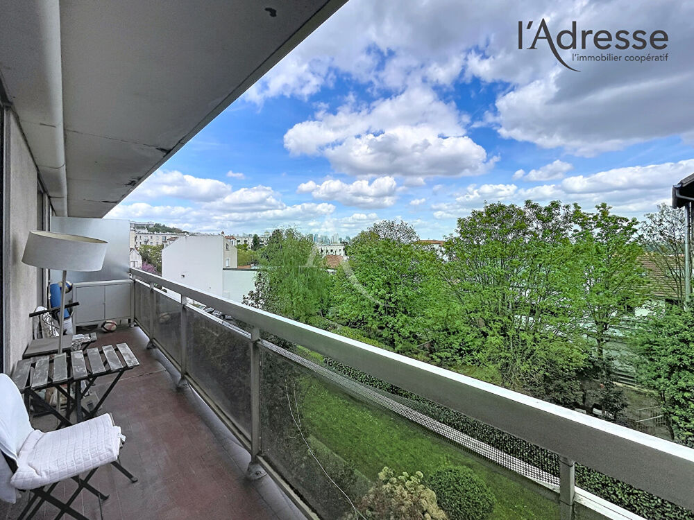 Appartement Suresnes 5 pièce(s) 89.02 m2 avec 2 balcons terrasse