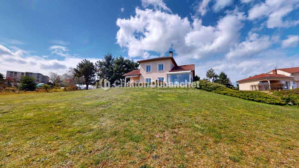 Maison 8 pièces 170 m² · à Saint Germain Laval · 170 m² · 336 000 €