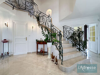  Maison � vendre 9 pi�ces 270 m�