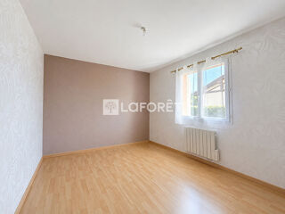  Maison à louer 4 pièces 112 m²