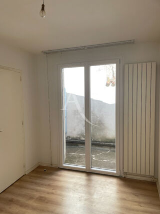  Appartement à louer 3 pièces 64 m²