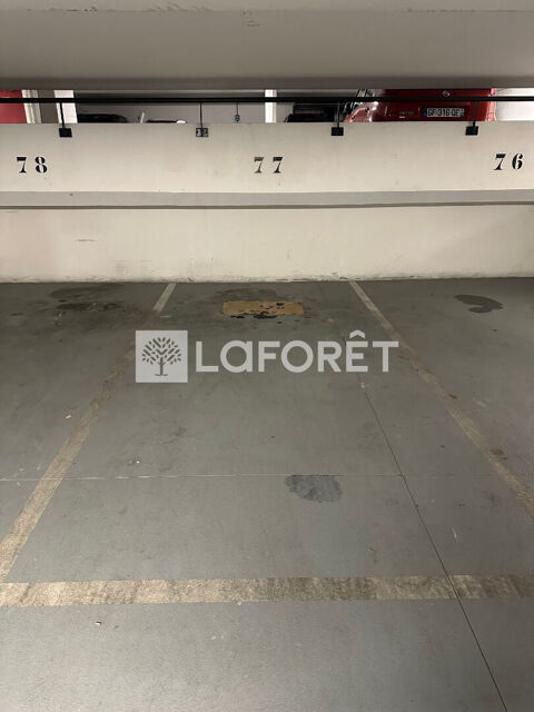  Parking / Garage  louer 