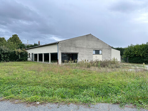 A VENDRE - LAVAL - LOCAL COMMERCIAL et MAISON D'HABITATION 220290 53000 Laval
