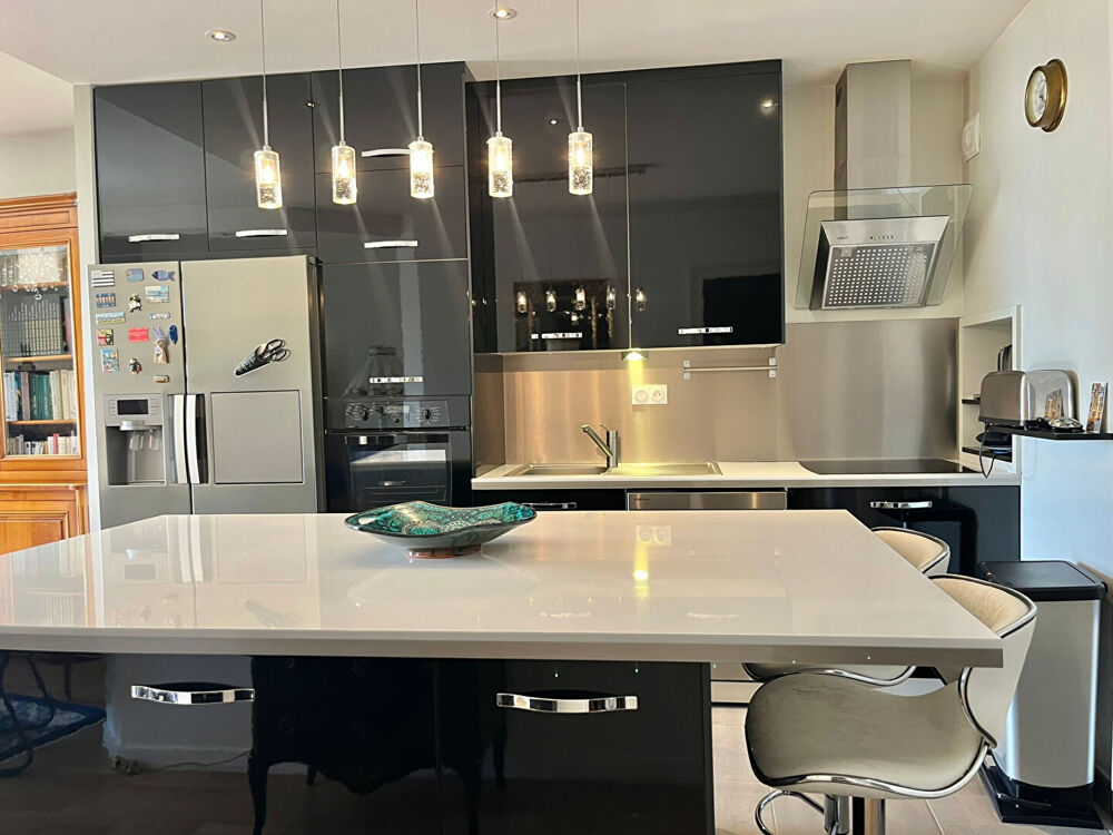 Vente Appartement A vendre VANNES secteur Centre historique Élégant 3 pièces de 82 m² entièrement rénové Vannes