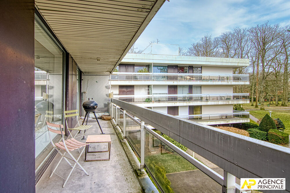 Versailles Clagny Appartement 86.74 m² carrez situé au 2ème étage avec ascenseur, balcons filants, cave, box et parking en sous-