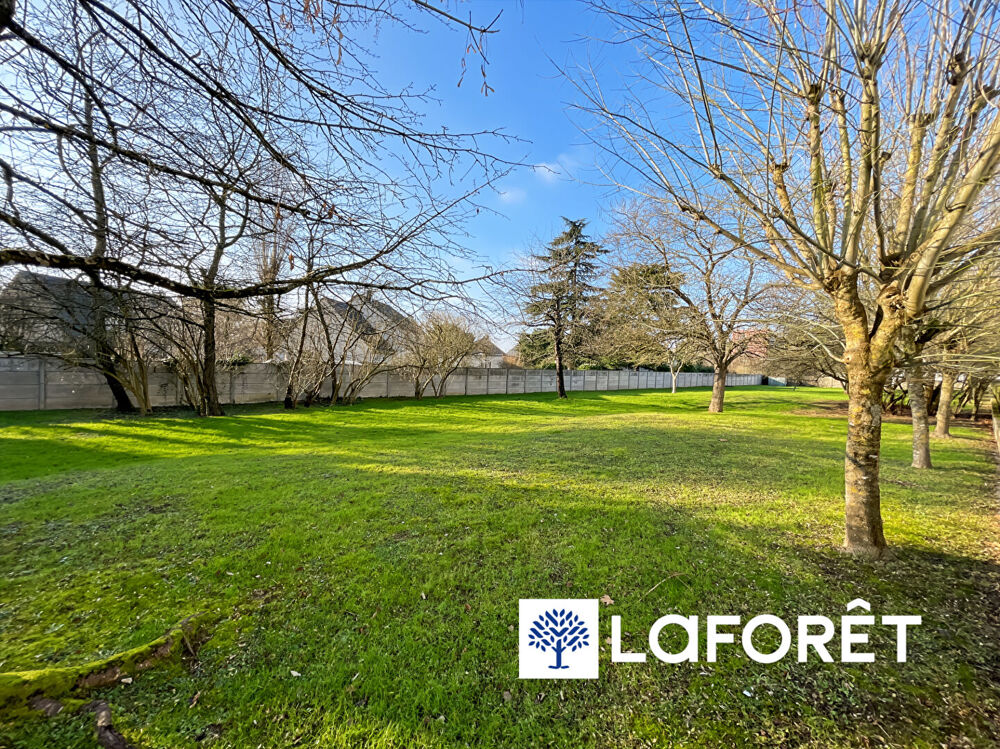 VENTE : " Résidence de l'Etang " appartement T5 (89,90 m²) à SAINTE GENEVIEVE DES BOIS