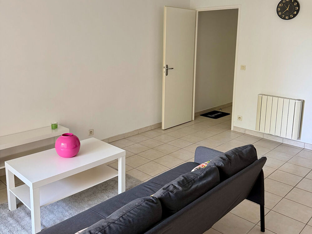 Location Appartement CASTELNAU-LE-LEZ  - QUARTIER LE PONT -  APPARTEMENT 2 PIÈCES MEUBLÉ - 48 M² - LOGGIA 11 M² - PARKING PRIVATIF EN SOUS-SOL. Castelnau le lez