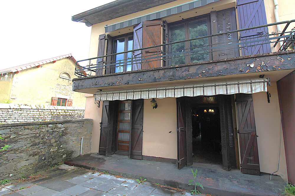 Maison 4 pièces 81 m² · à Saint Amour · 81 m² · 119 000 €
