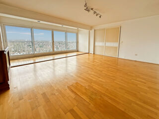  Appartement à louer 4 pièces 94 m²