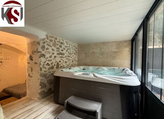  Maison � vendre 6 pi�ces 244 m�