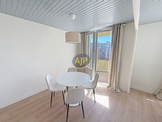  Appartement à louer 4 pièces 68 m²