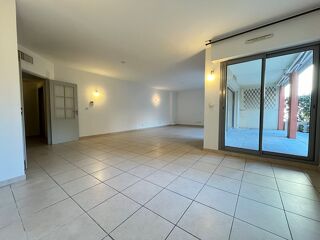  Appartement  vendre 4 pices 117 m