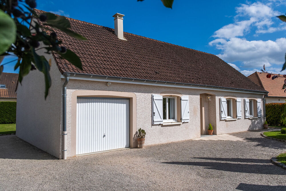 Maison de plain-pied à Châtenoy Le Royal de 90 m² avec 3 chambres