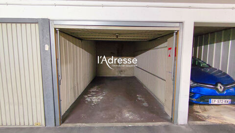  Parking / Garage � louer 