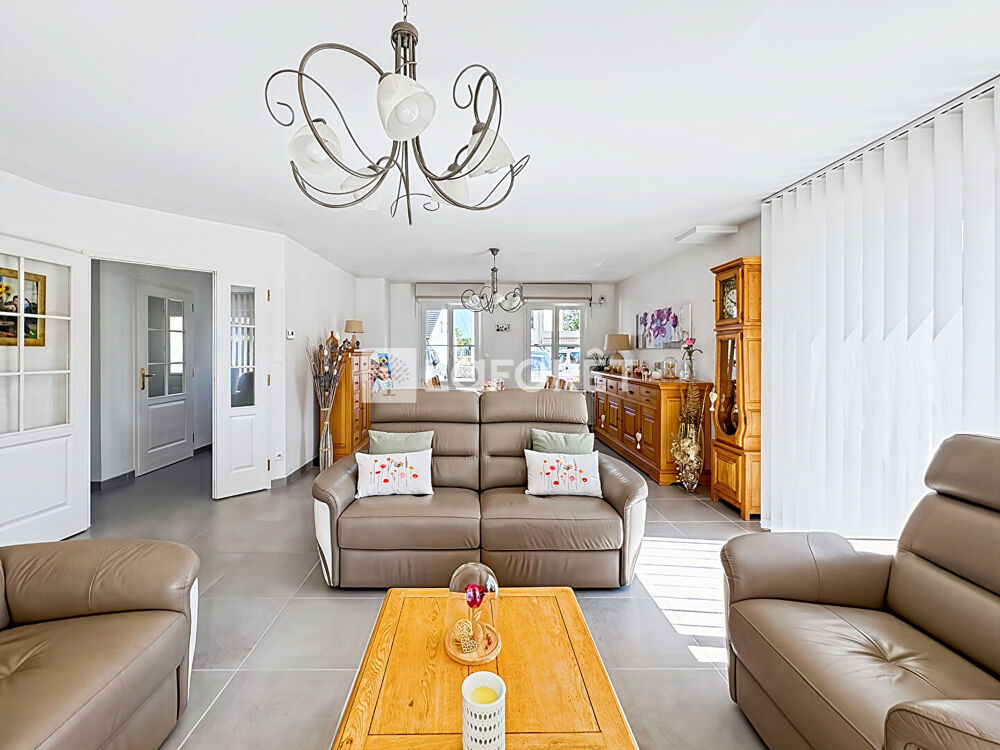 Vente Maison Plain-pied individuel - 3 chambres - 1 bureau - garage - 124m²  - Balinghem Balinghem