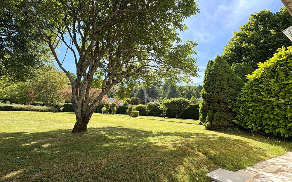 Maison Pouille 6 pièce(s) 121 m2