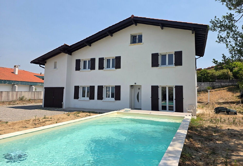 Location Appartement Location étudiante du 1er septembre au 31 mai. Anglet