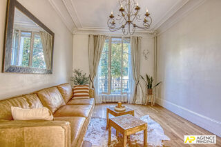 Vente Maison Versailles Proximité plateau Saint-Antoine - Maison  9 pièces 238 m² au sol sur parcelle de 450 m² environ avec terrasse, jardin Versailles