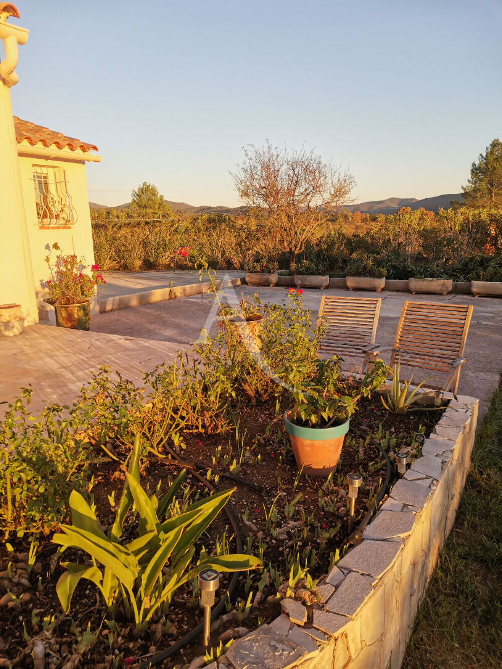 Location Maison Maison  Pierrefeu, 4 chambres 127 m2 1500 m² de terrain Pierrefeu du var