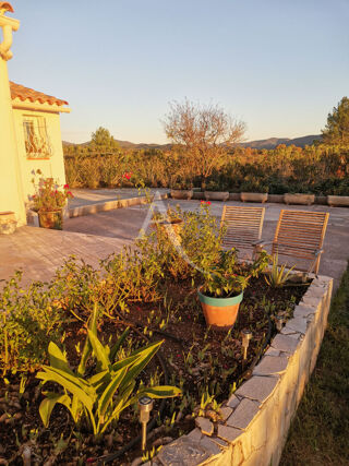  Maison à louer 5 pièces 127 m²