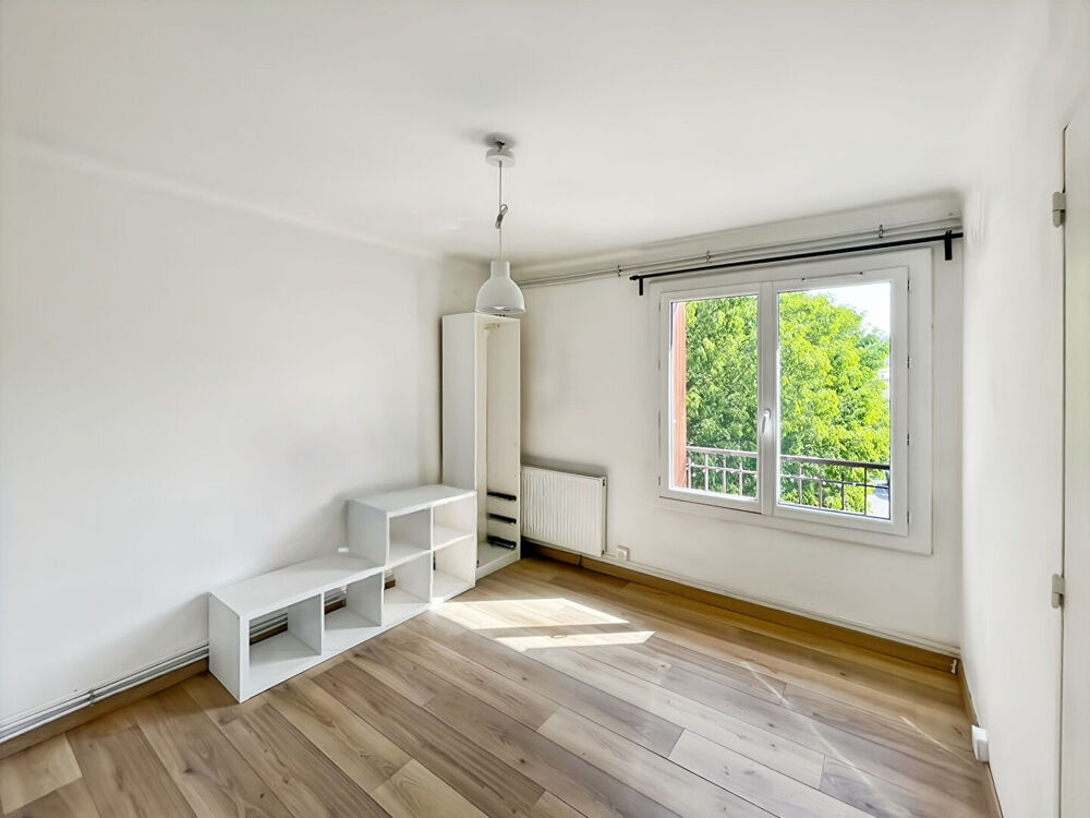 A vendre appartement T3 de 63 m² avec 2 balcons secteur la Pounche 13190 Allauch