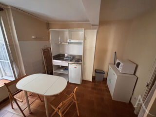  Appartement à louer 1 pièce 33 m²
