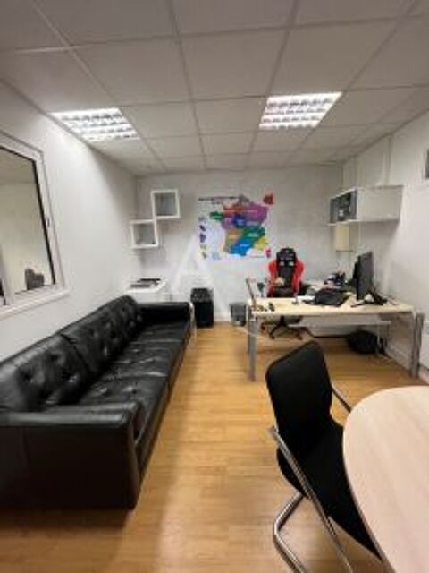 Local professionnel CHILLY-MAZARIN 71.40 m&sup2; 860 91380 Chilly mazarin