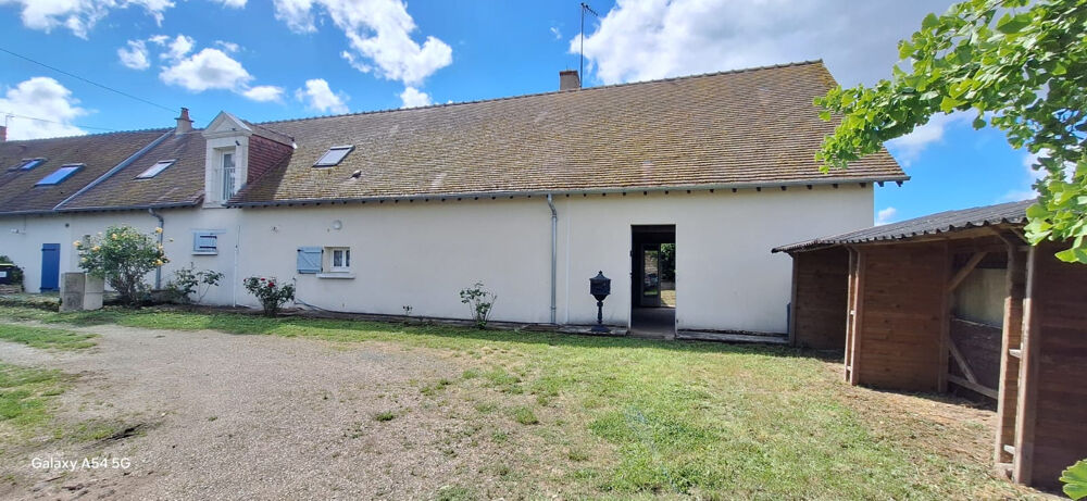 Maison ancienne à Chaumont-sur-Loire.