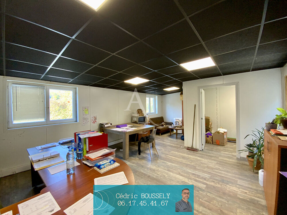   Local commercial Saintes 275 m2 Saintes