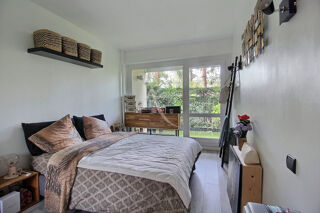 Vente Appartement ÉLANCOURT La Villedieu : 3 pièces traversant de 65 m² en rez-de-jardin, avec deux jardins et terrasses Elancourt